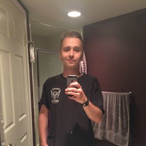 Meet your Posher, Edward